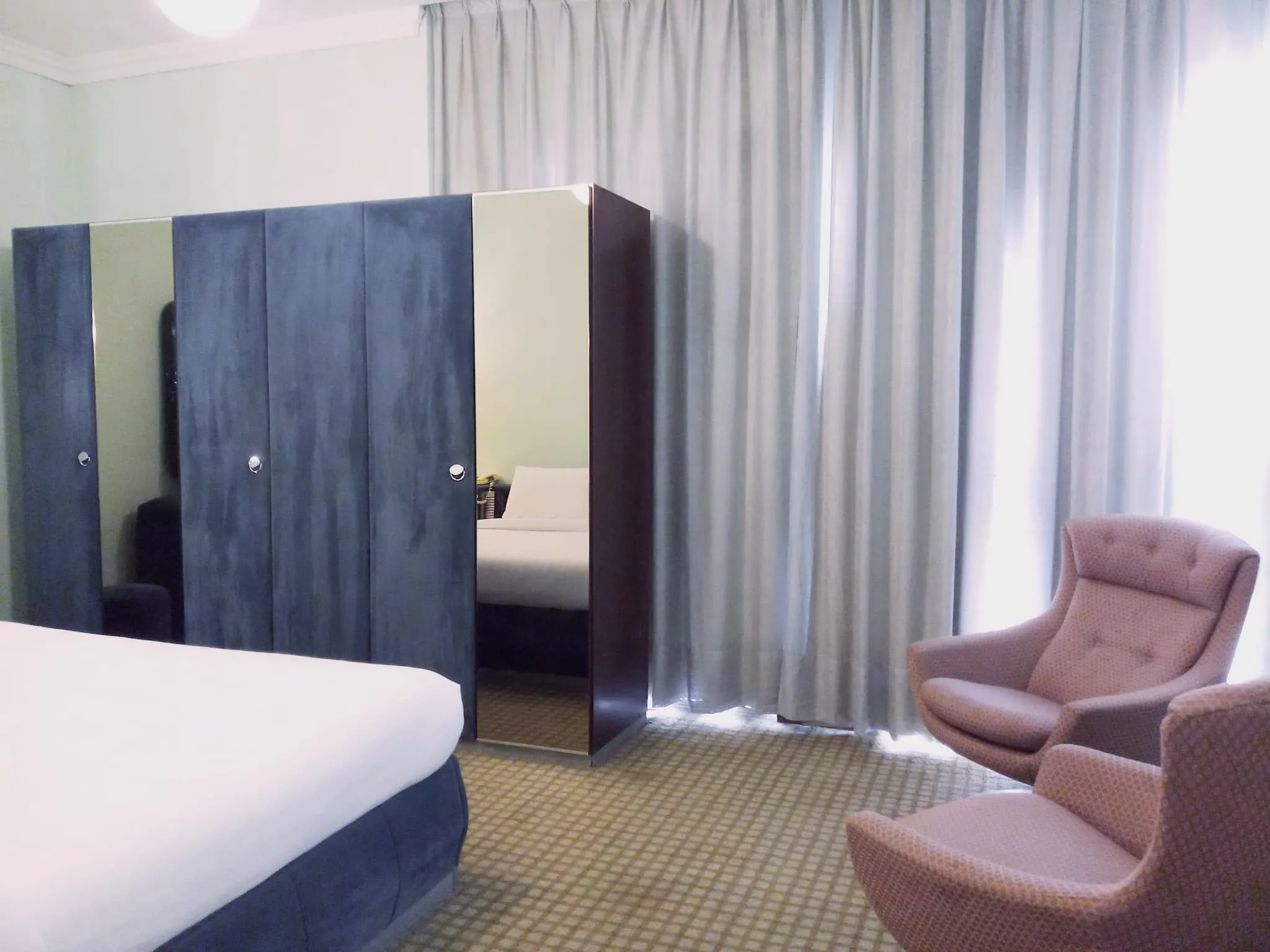 Suite Room